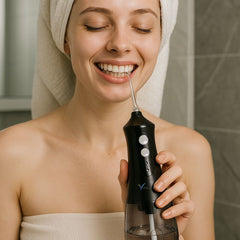 Irrigador-Oral-Limpeza-Profunda-Jato-D_agua-Supersonico_modelo-mulher