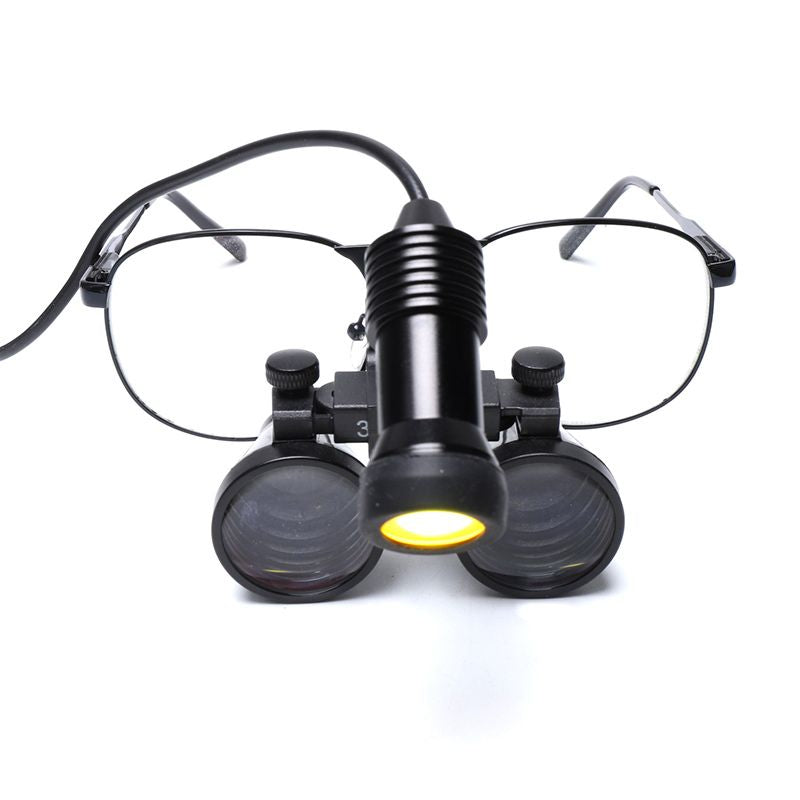 lupa-binocular-com-fotoforo-led-2-5x-e-3-5x-essential-plus_5